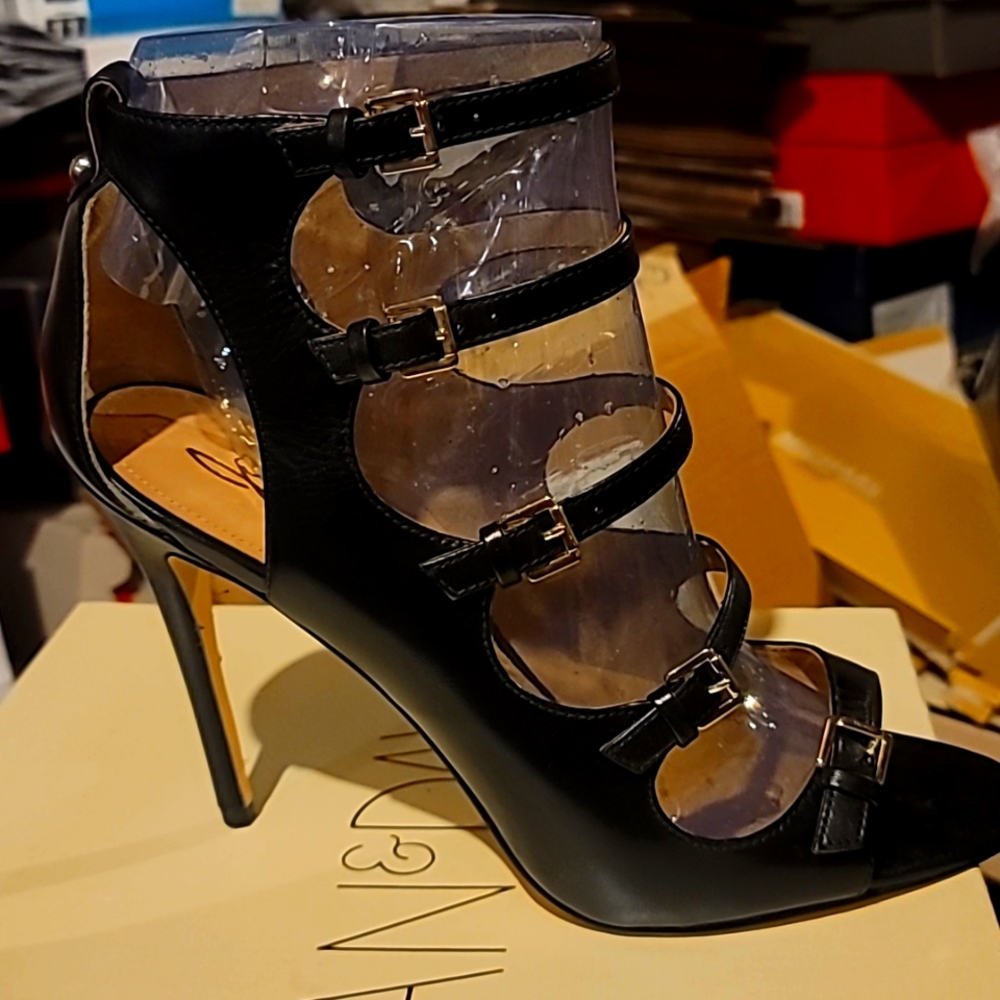 Joan&David Heels Size 10 Black